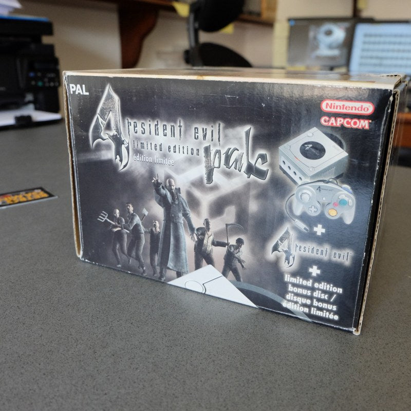 Sega_Junkie on X: Factory Sealed Nintendo GameCube (PAL) Resident Evil 4  Limited Edition Pak.  / X